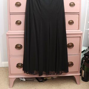 vintage black flowy skirt